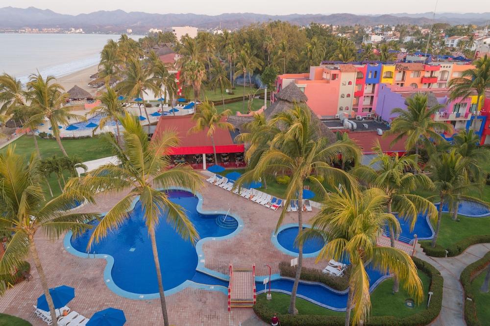 Grand Decameron Complex Bucerias, A Trademark All-Inclusive Resort Bagian luar foto