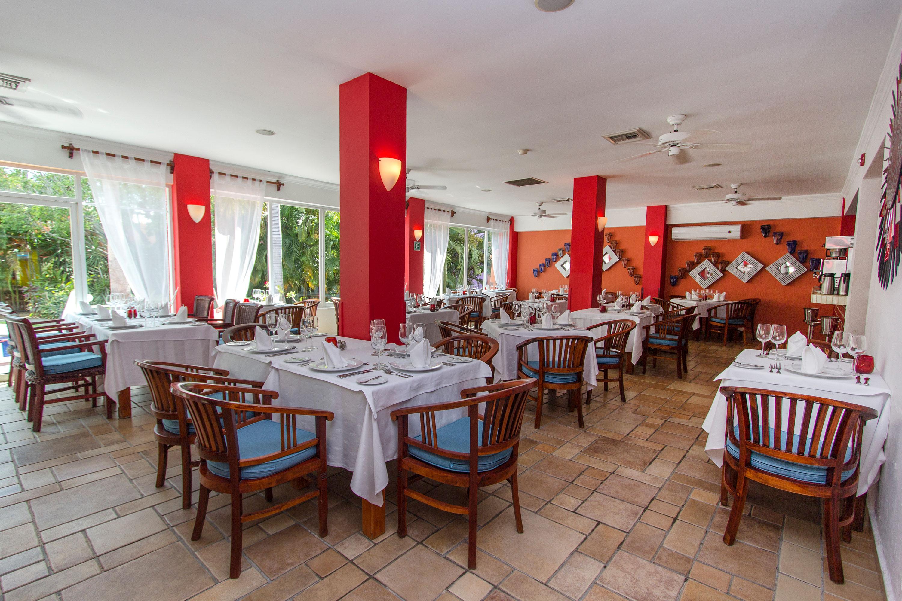 Grand Decameron Complex Bucerias, A Trademark All-Inclusive Resort Bagian luar foto