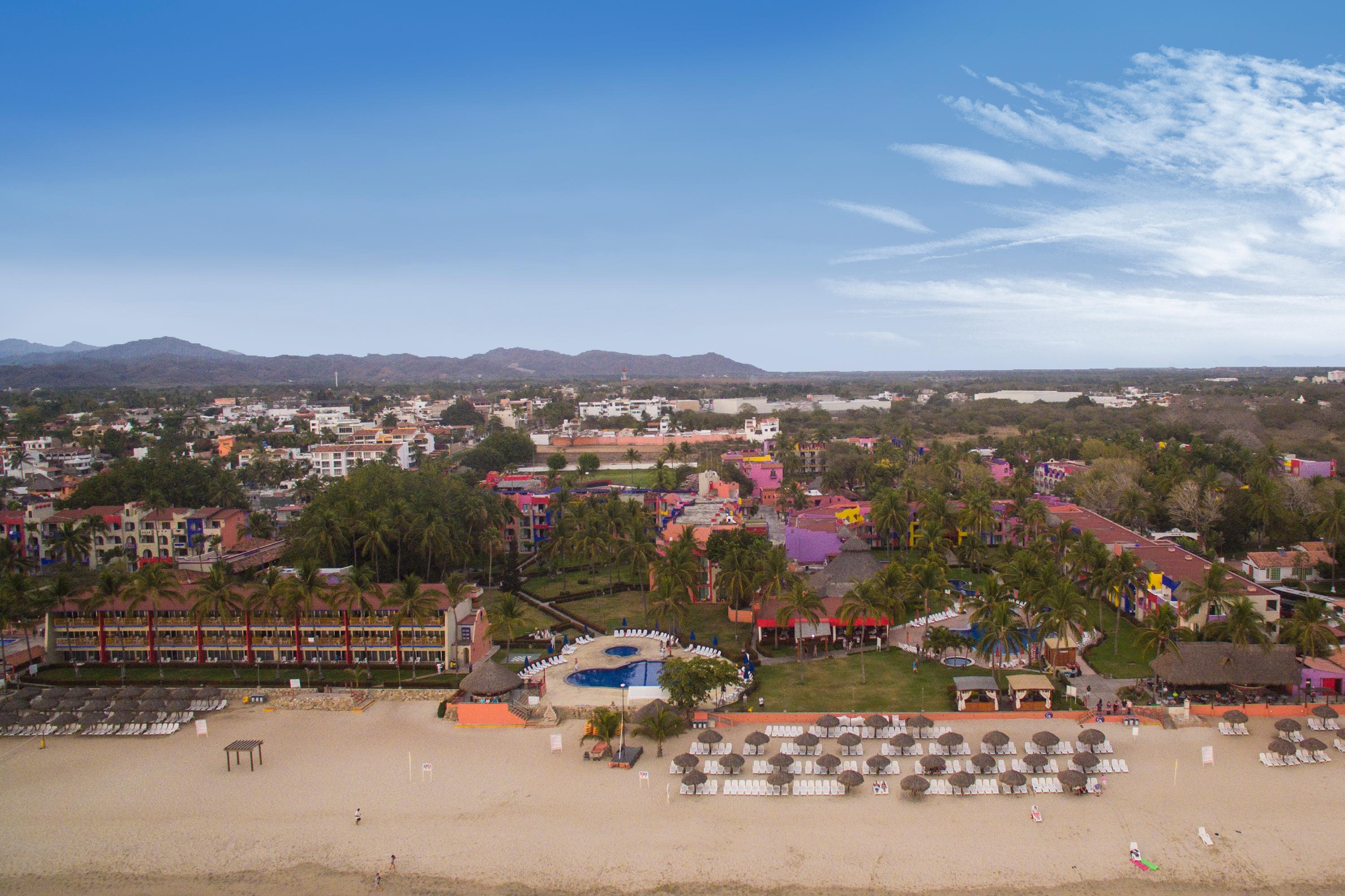 Grand Decameron Complex Bucerias, A Trademark All-Inclusive Resort Bagian luar foto