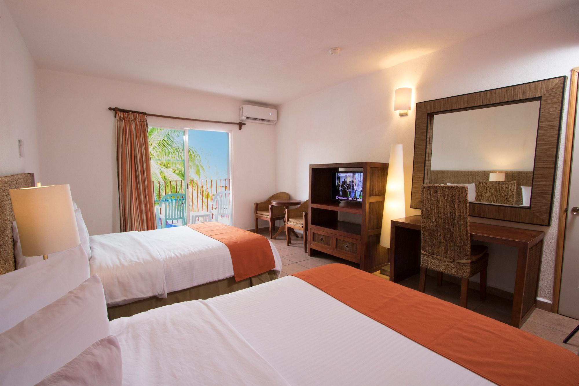 Grand Decameron Complex Bucerias, A Trademark All-Inclusive Resort Bagian luar foto