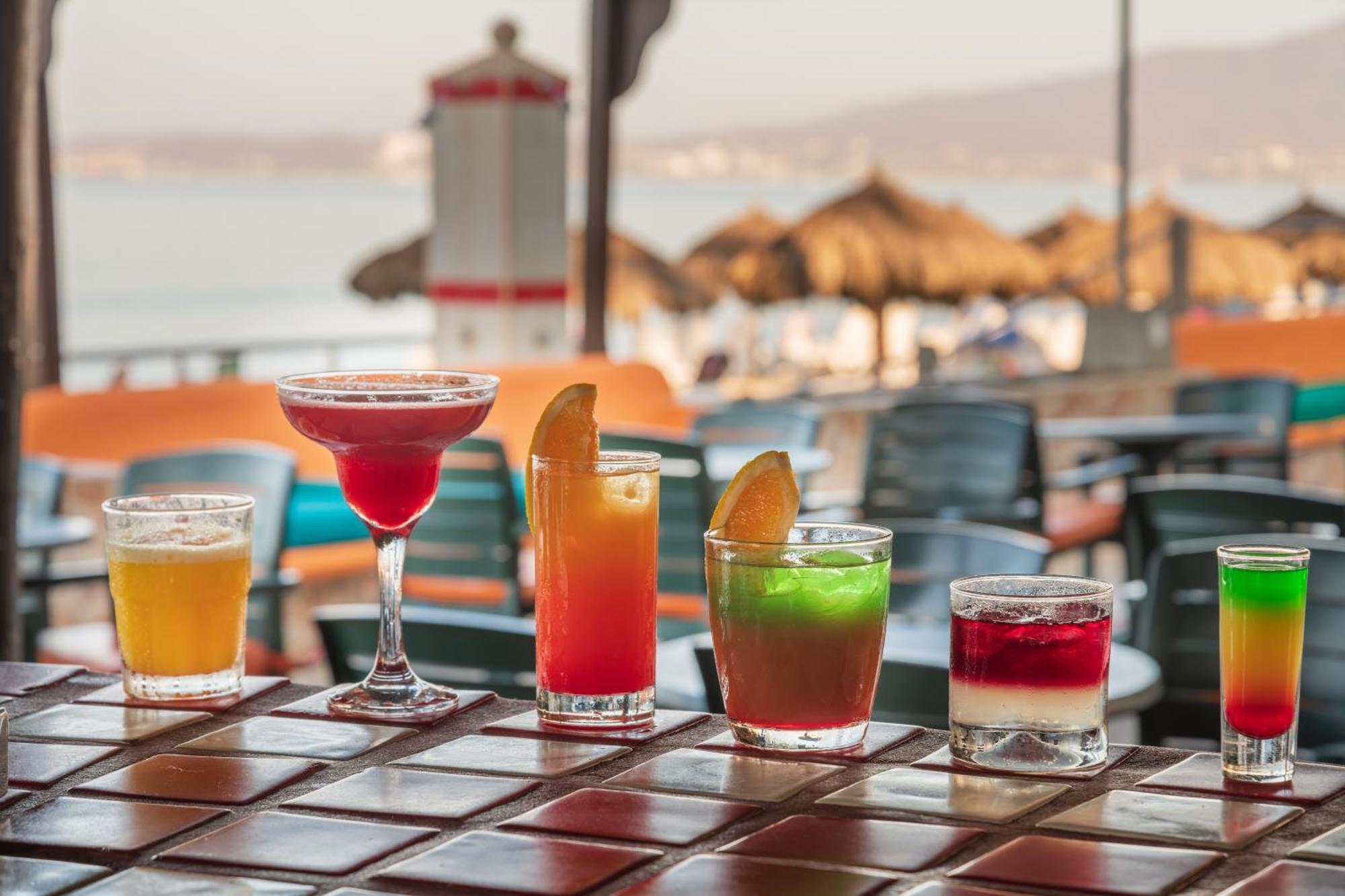 Grand Decameron Complex Bucerias, A Trademark All-Inclusive Resort Bagian luar foto