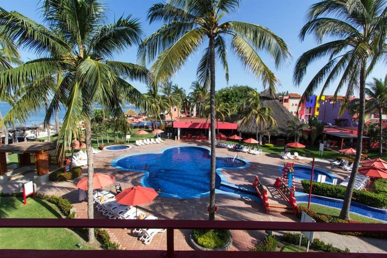 Grand Decameron Complex Bucerias, A Trademark All-Inclusive Resort Bagian luar foto